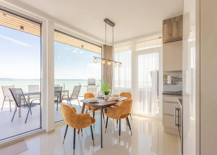 Lellemarine By Bltn *