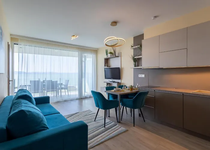 Lellemarine By Bltn *