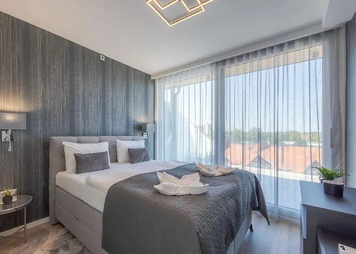 Lellemarine By Bltn *